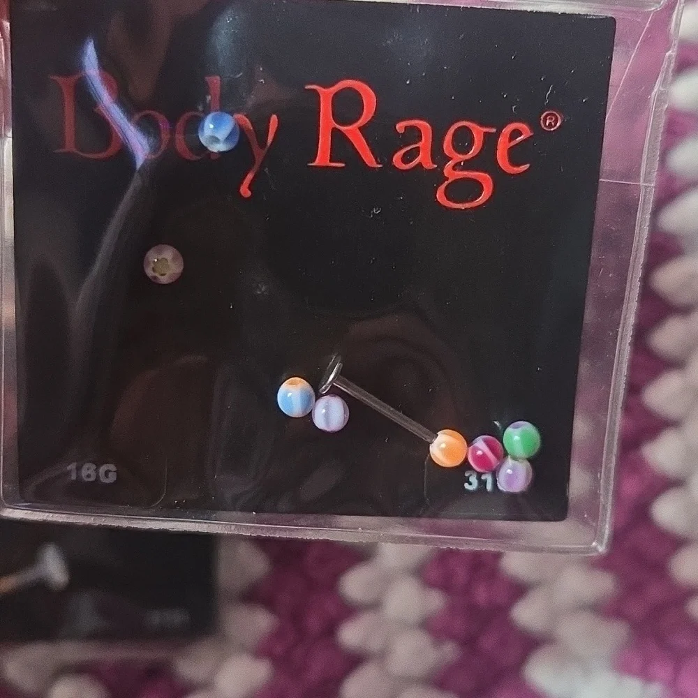 Body Rage Labret Piercing Jewelry - Picture 4 of 4